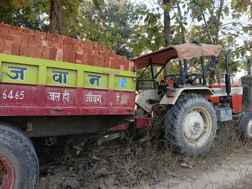 ट्रैक्टर से कुचलकर युवक की मौत